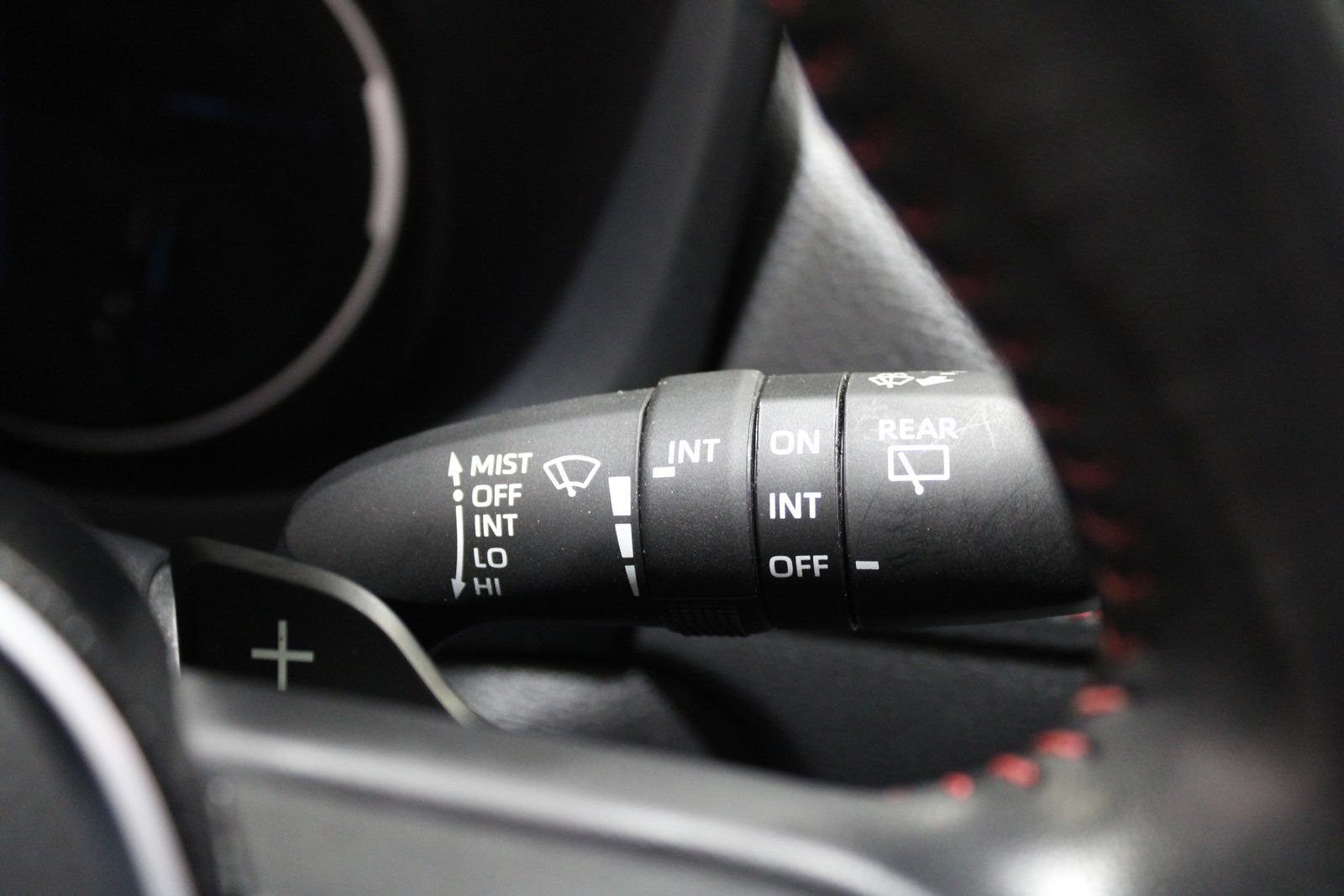Used 2022 Toyota RAV4 XSE AWD/4WD image 28