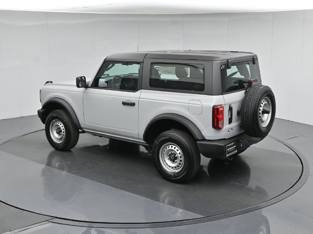New 2026 Ford Bronco 2-Door AWD/4WD image 39