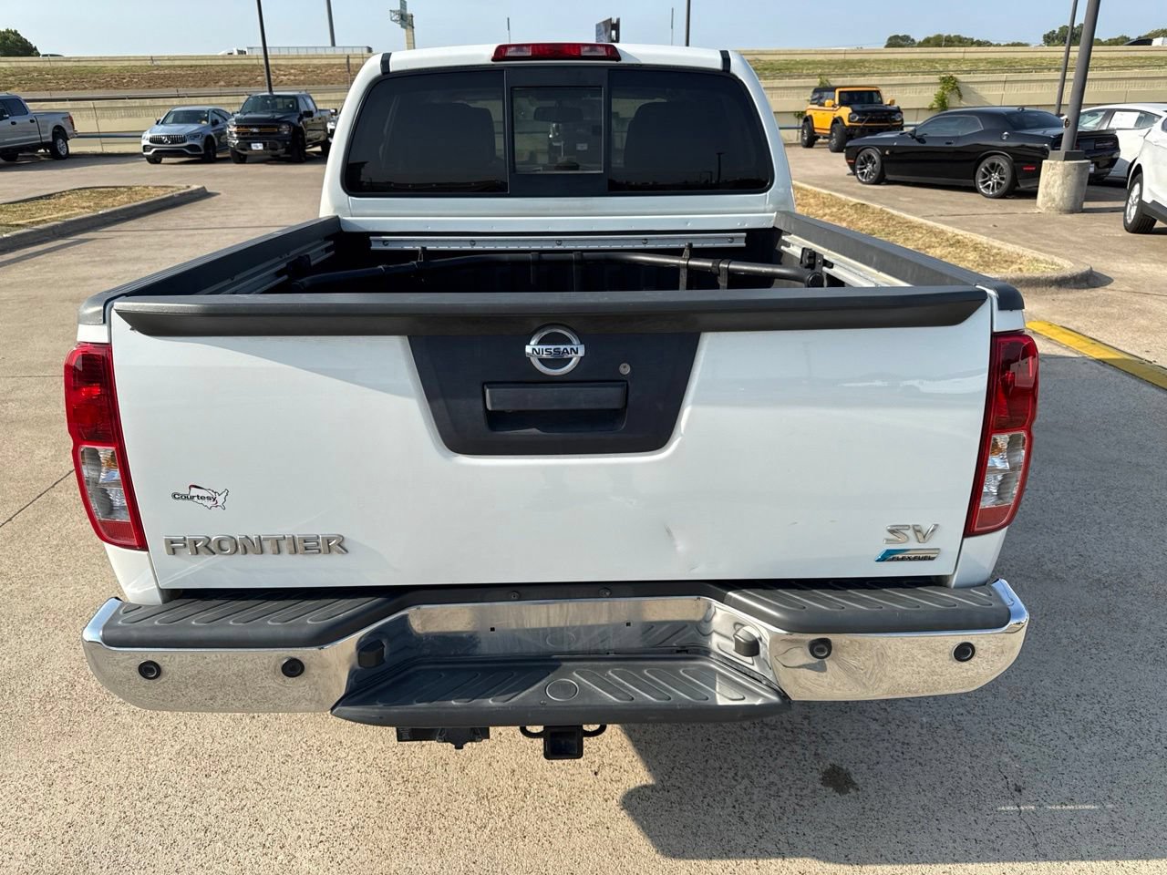Used 2019 Nissan Frontier SV w/ Value Truck Package RWD image 9