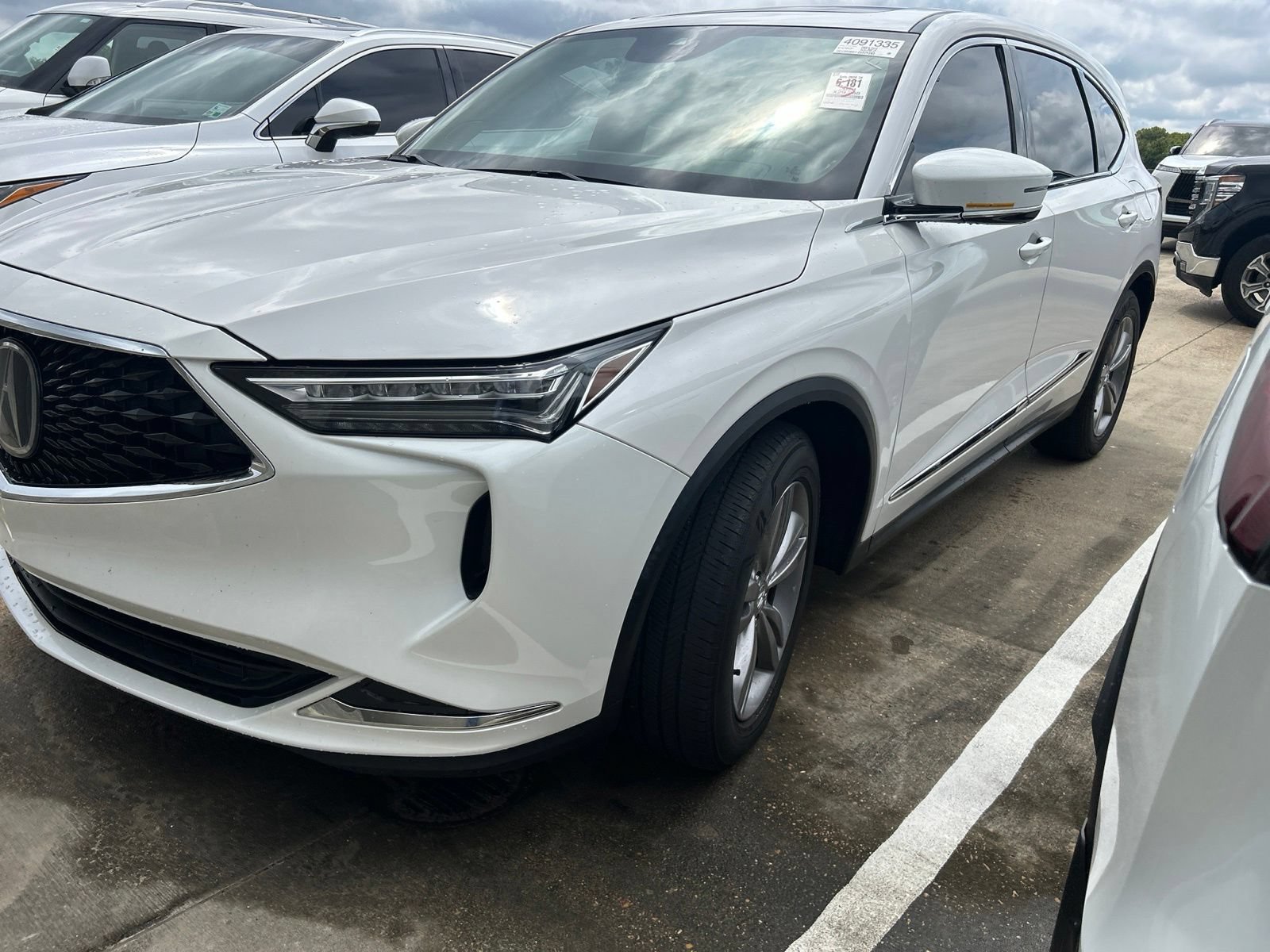Used 2023 Acura MDX FWD image 19