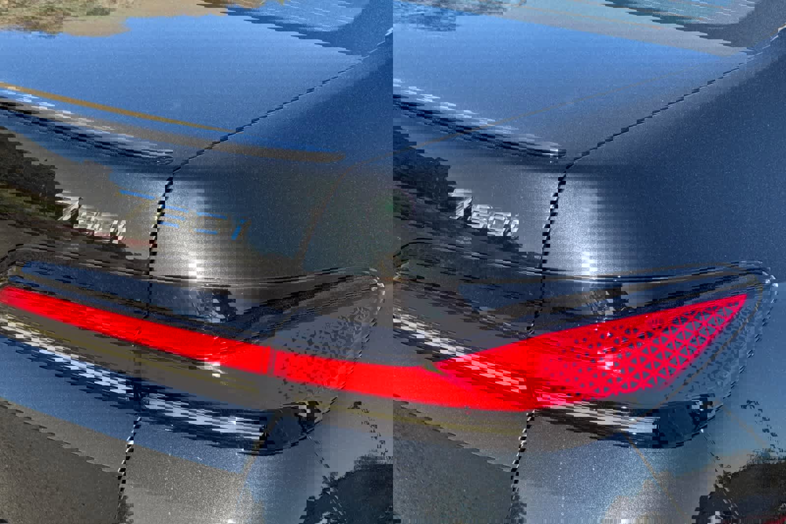 Certified 2023 BMW 760i xDrive w/ Executive Package image 31