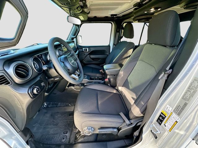 Used 2023 Jeep Gladiator Sport image 20