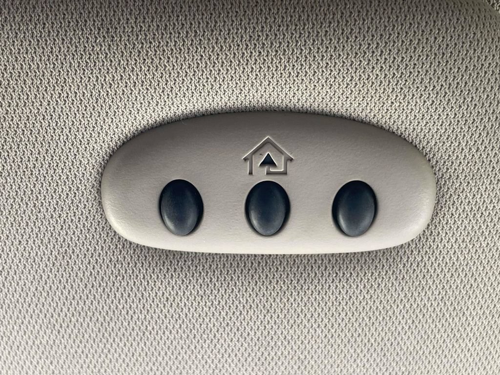 Used 2019 Lincoln Nautilus Select FWD image 29