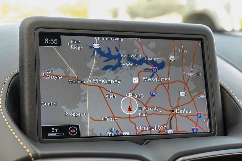 Used 2020 Aston Martin V8 Vantage Coupe RWD image 19