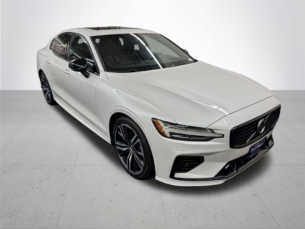 Used 2022 Volvo S60 T8 R-Design w/ Advanced Package image 8