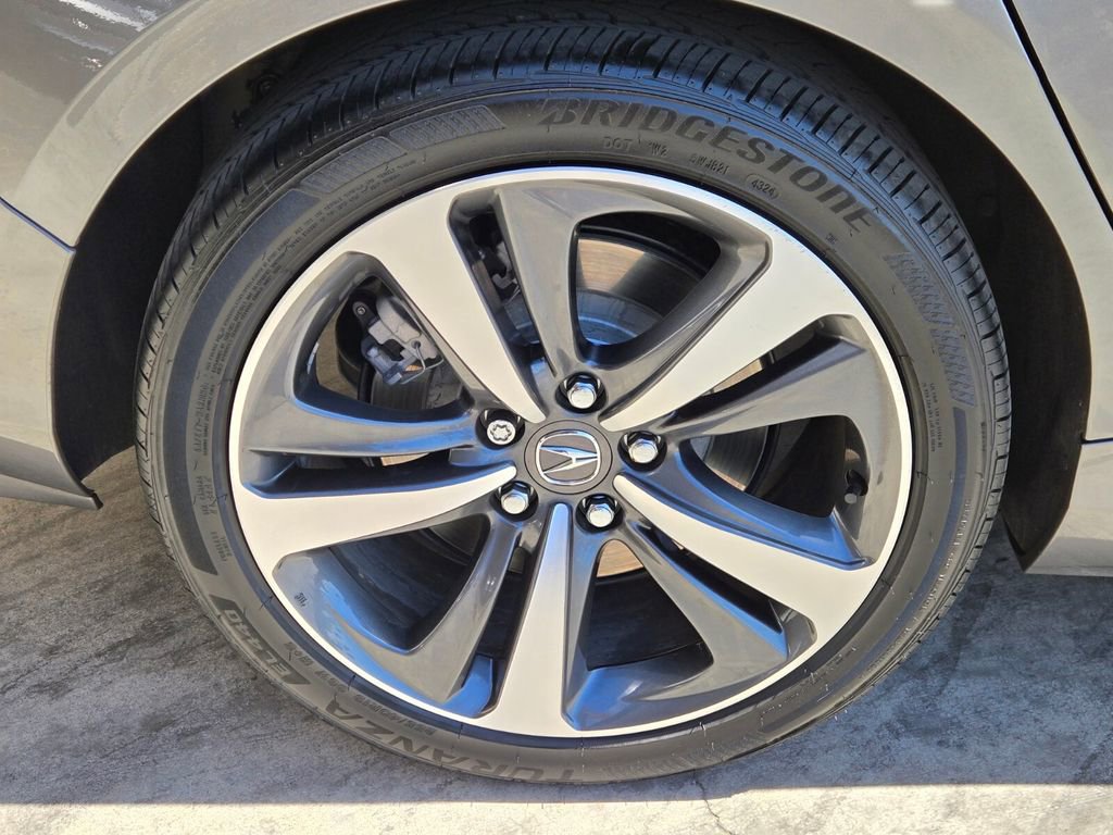 Certified 2025 Acura TLX w/ Technology Package FWD image 9