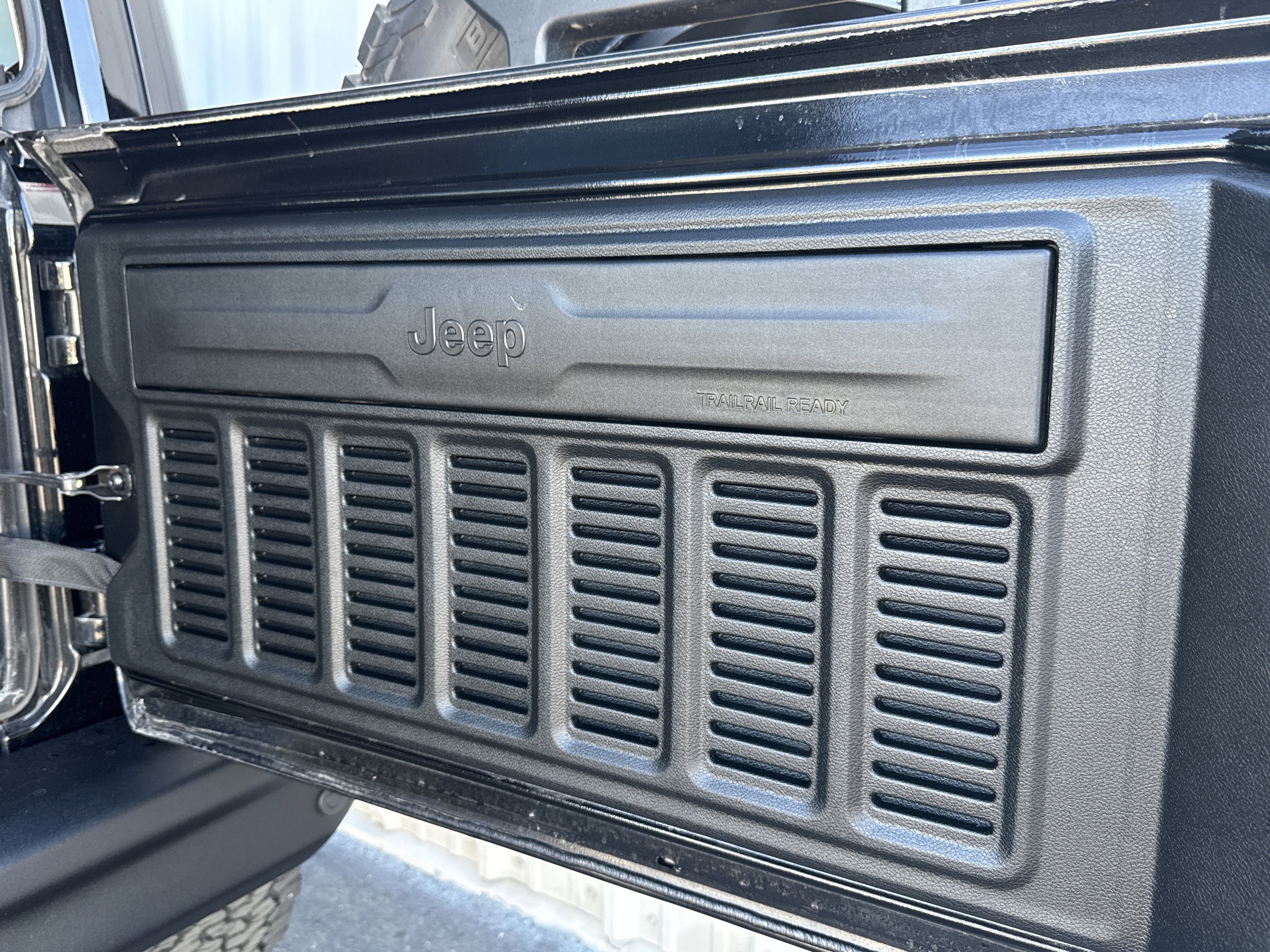 Used 2024 Jeep Wrangler Rubicon 392 image 18