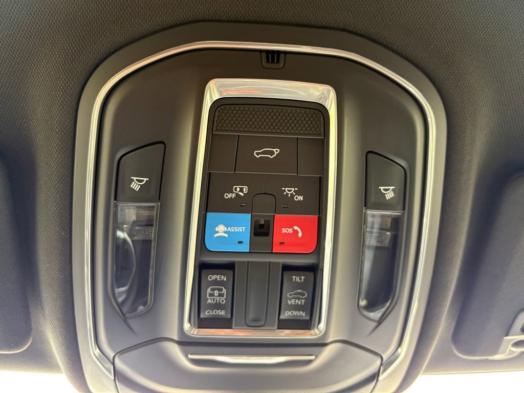 New 2026 Jeep Grand Cherokee Laredo X image 26