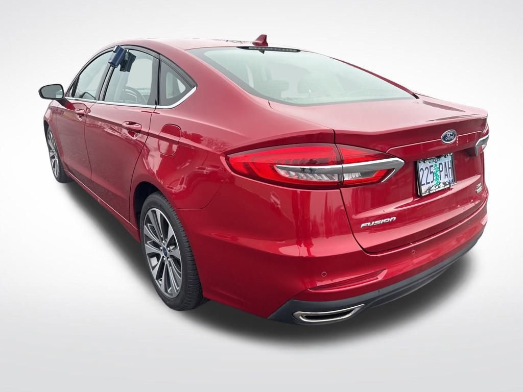 Used 2020 Ford Fusion SE image 5