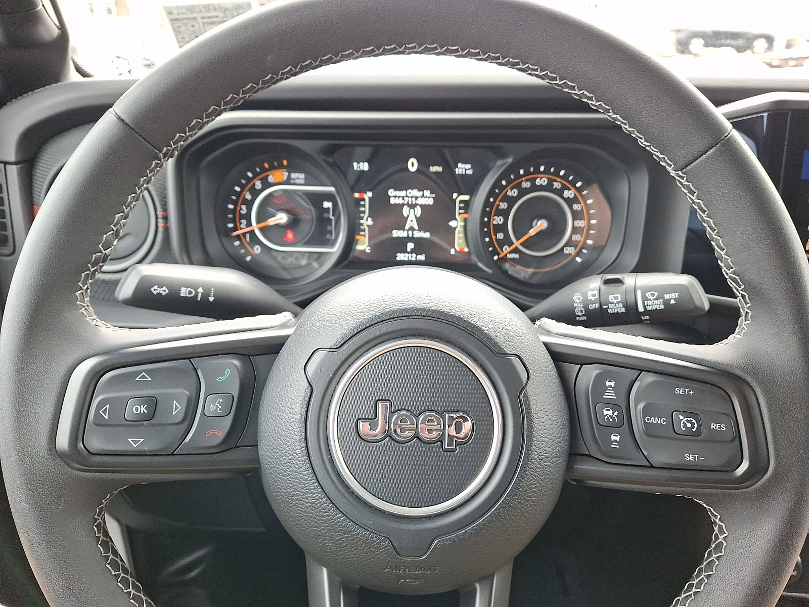 Used 2025 Jeep Wrangler Unlimited Rubicon image 18