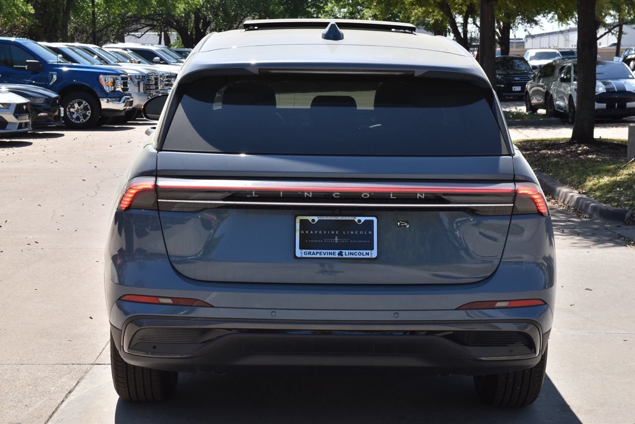 New 2026 Lincoln Nautilus Premier w/ Equipment Group 102A AWD/4WD image 15
