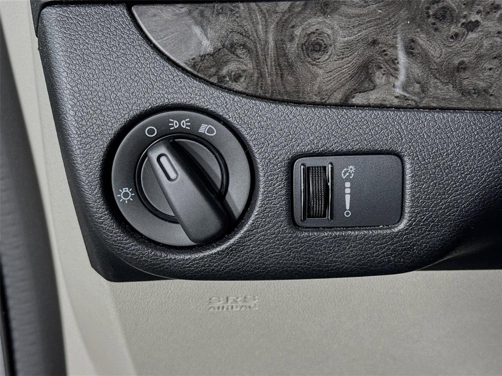 Used 2016 Dodge Grand Caravan SE w/ Quick Order Package 29E SE FWD image 10