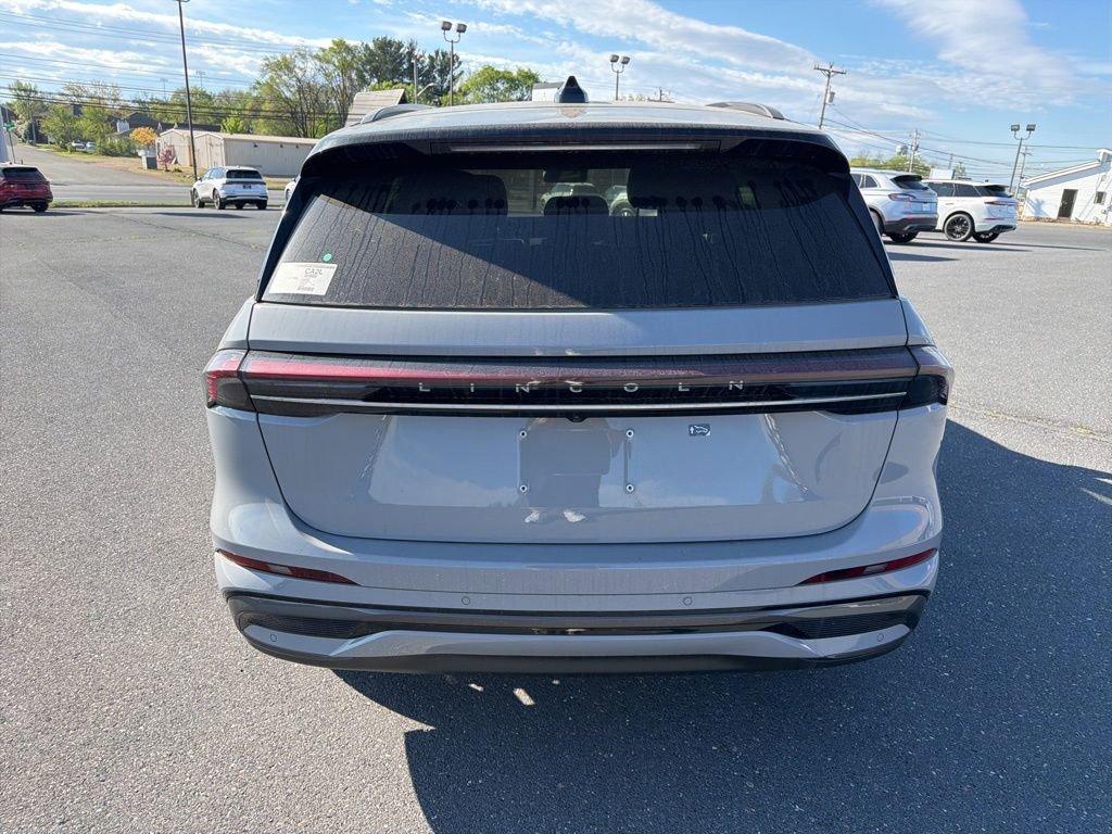 New 2026 Lincoln Nautilus Reserve w/ Jet Appearance Package AWD/4WD image 4
