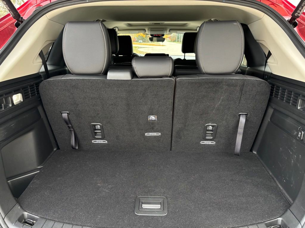 Certified 2025 MAZDA CX-90 3.3 Turbo w/ Preferred Package image 16