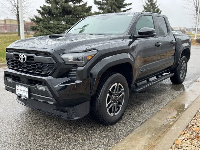 Used 2024 Toyota Tacoma TRD Sport image 32