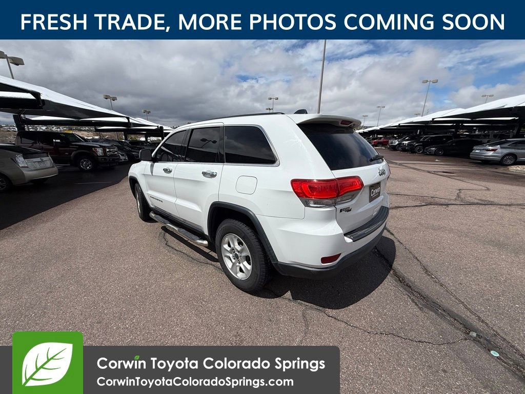 Used 2016 Jeep Grand Cherokee Laredo RWD image 5