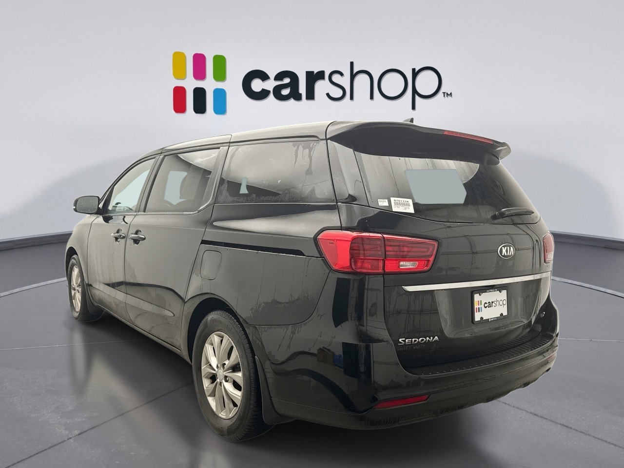 Used 2019 Kia Sedona LX image 3