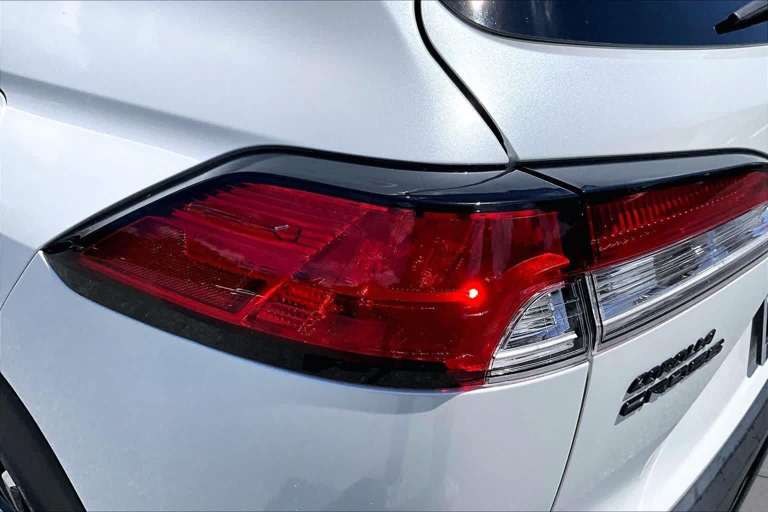 Used 2023 Toyota Corolla Cross AWD Hybrid image 28
