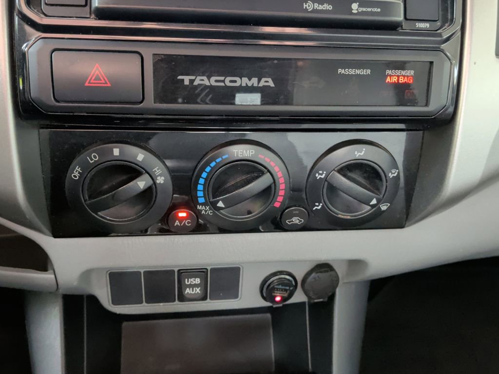 Used 2015 Toyota Tacoma 4x4 Double Cab w/ SR5 Package image 15
