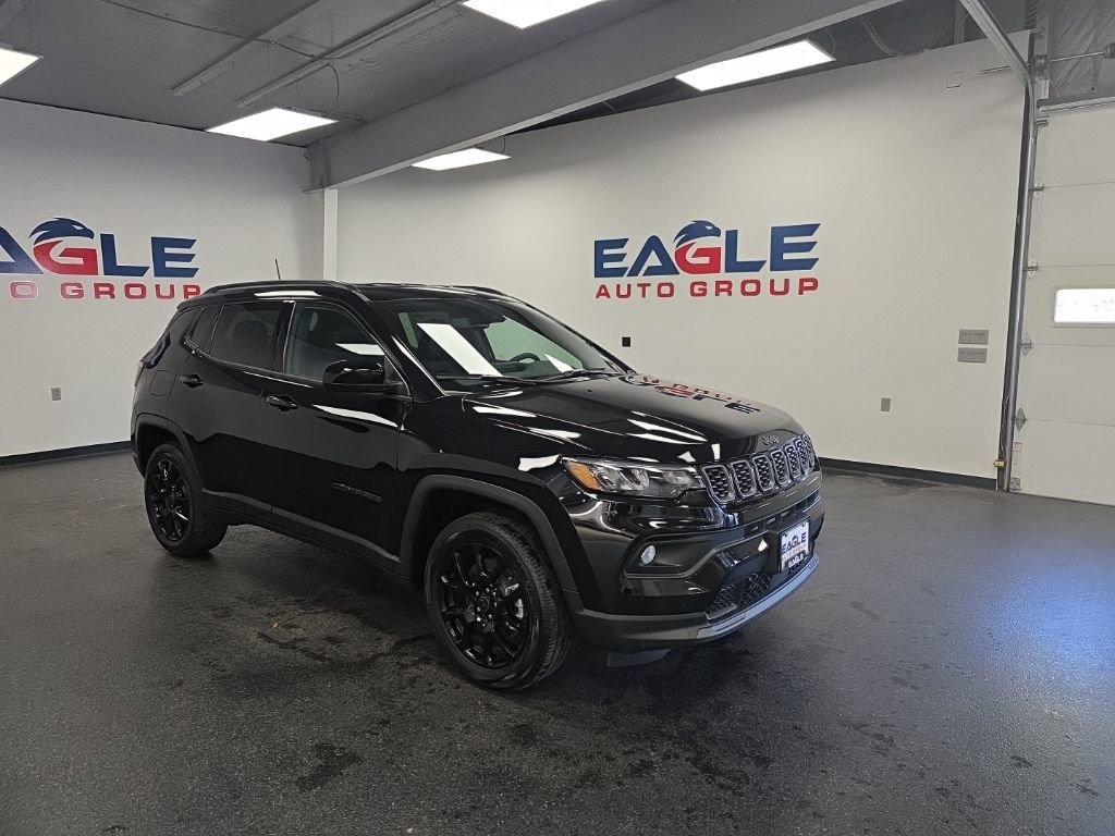 New 2026 Jeep Compass Latitude image 2