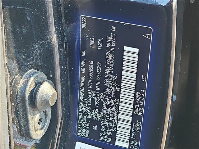 Used 2022 Toyota Highlander L FWD image 16