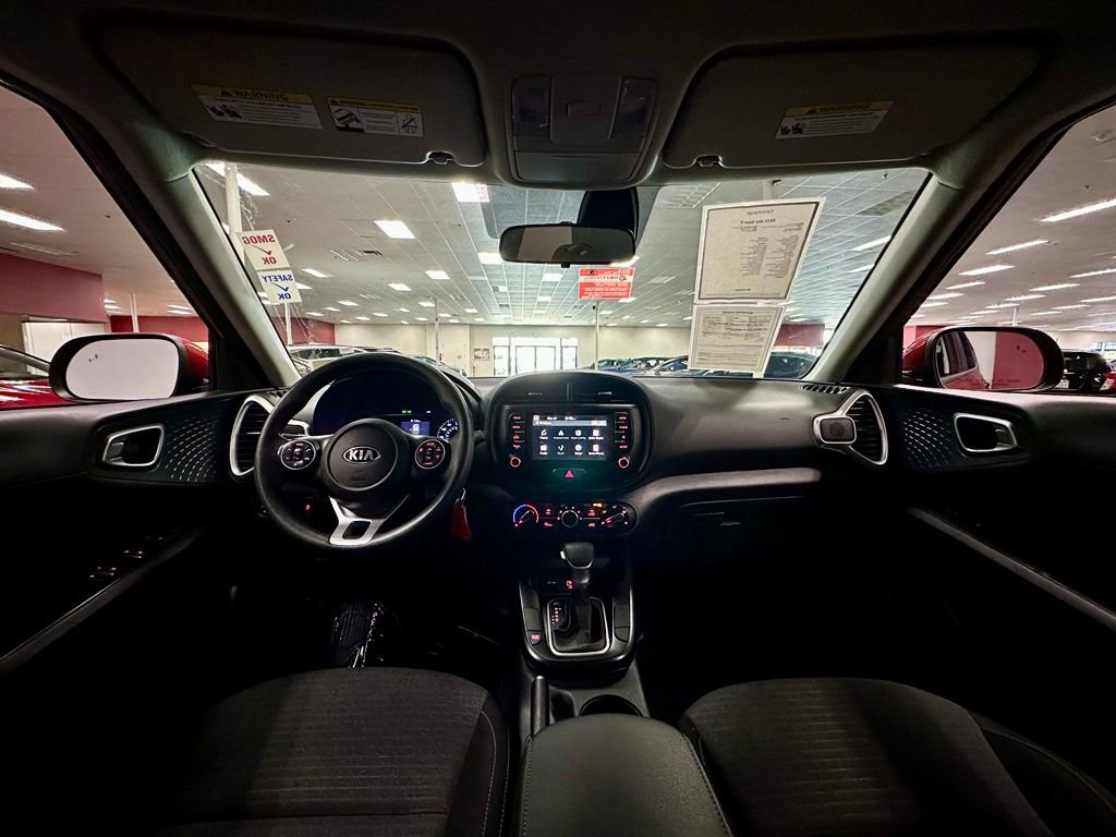 Used 2021 Kia Soul S FWD image 25