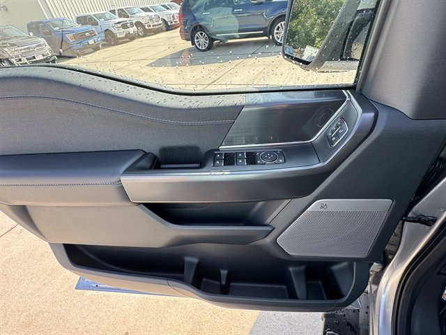 New 2025 Ford F150 Lariat w/ Equipment Group 501A Mid image 10