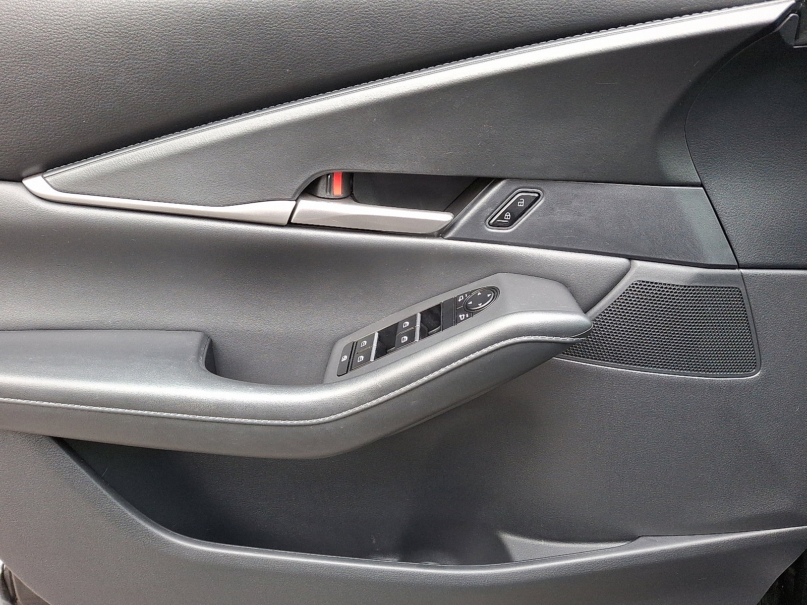 Used 2023 MAZDA CX-30 AWD 2.5 S w/ Select Package image 10