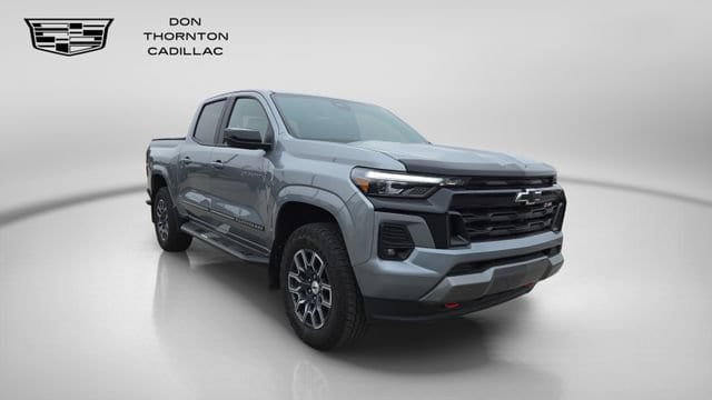 Used 2024 Chevrolet Colorado Z71 w/ Z71 Convenience Package 2 AWD/4WD image 7