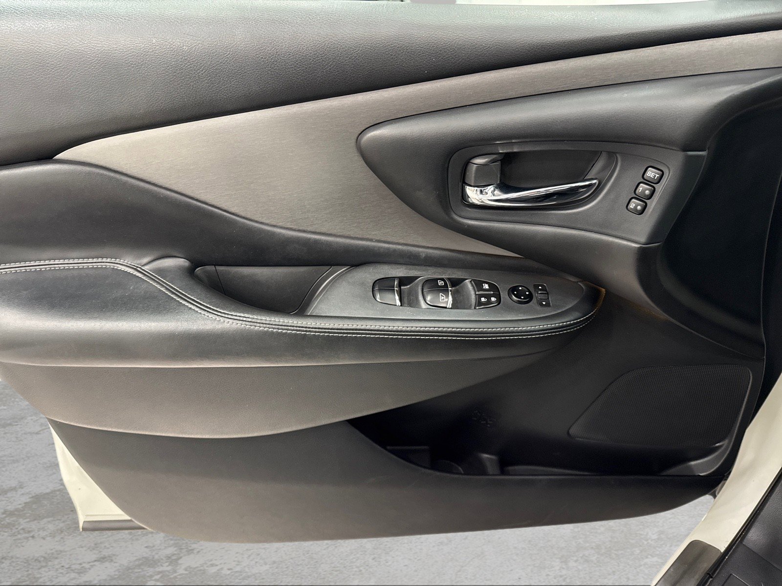Used 2021 Nissan Murano SL w/ SL Moonroof Package image 40