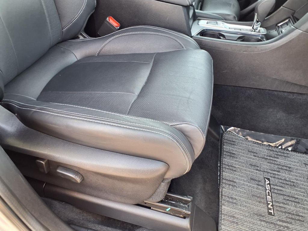 Used 2023 Subaru Ascent Limited AWD/4WD image 18