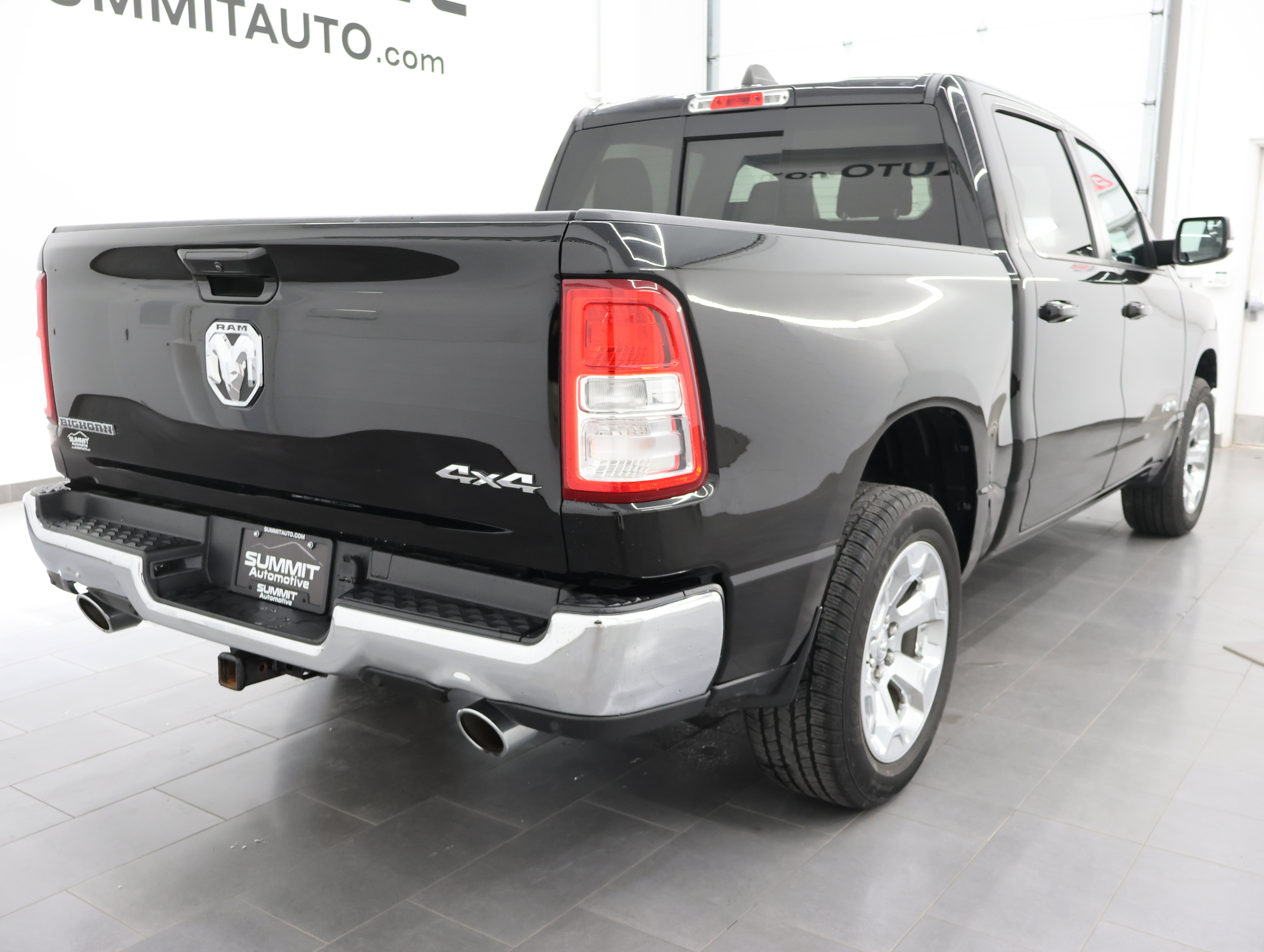 Used 2022 RAM 1500 Big Horn AWD/4WD image 4