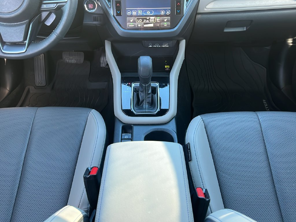 Used 2025 Subaru Forester Limited AWD/4WD image 15