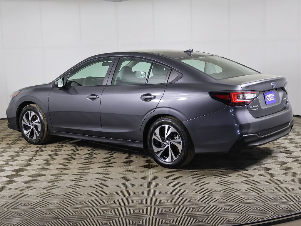 Used 2025 Subaru Legacy Premium AWD/4WD image 8