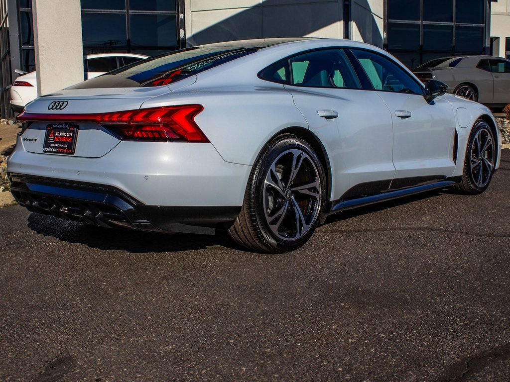 Used 2024 Audi e-tron GT Premium Plus image 6
