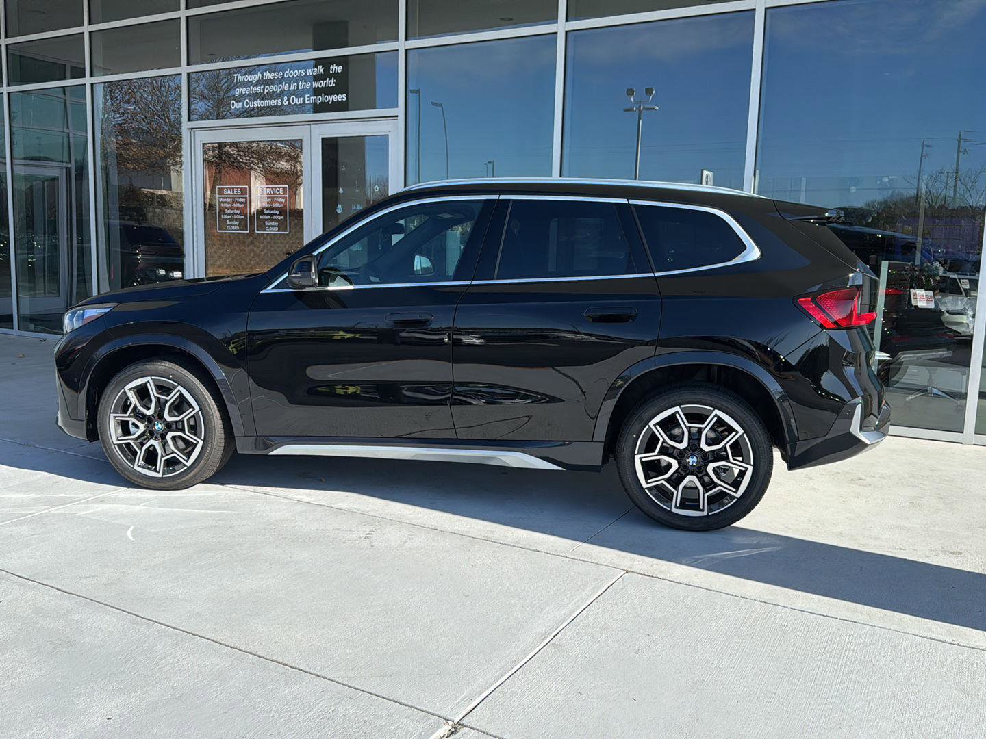 New 2026 BMW X1 xDrive28i w/ Technology Package image 3