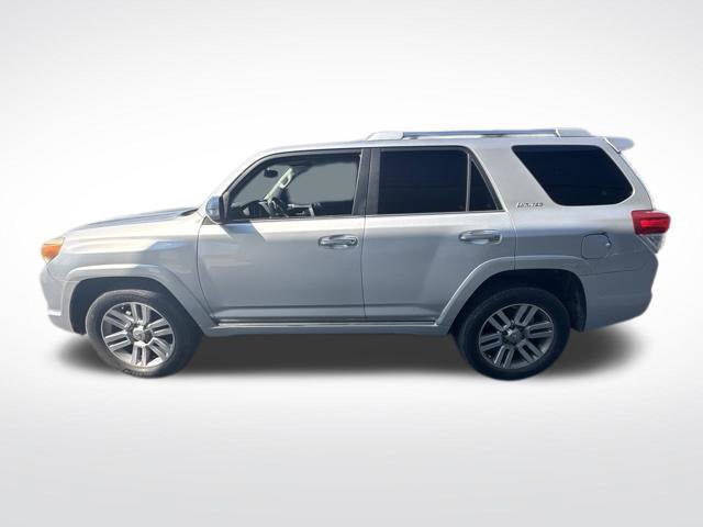 Used 2010 Toyota 4Runner Limited AWD/4WD image 11