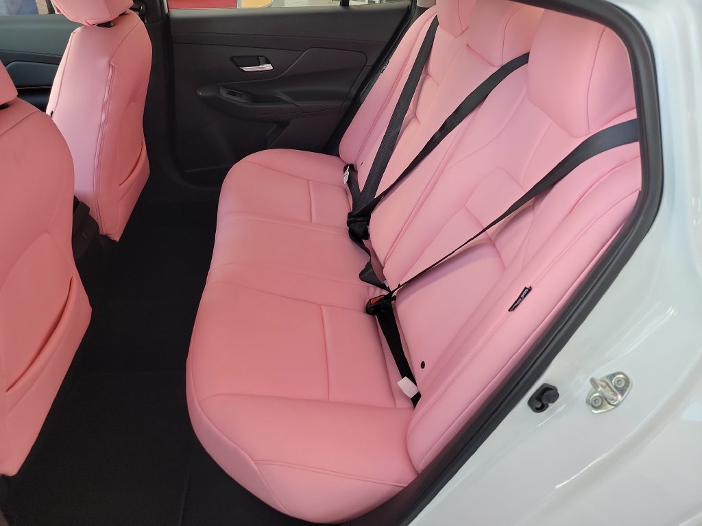 New 2027 Nissan Sentra SR w/ Floor Mat Package FWD image 13