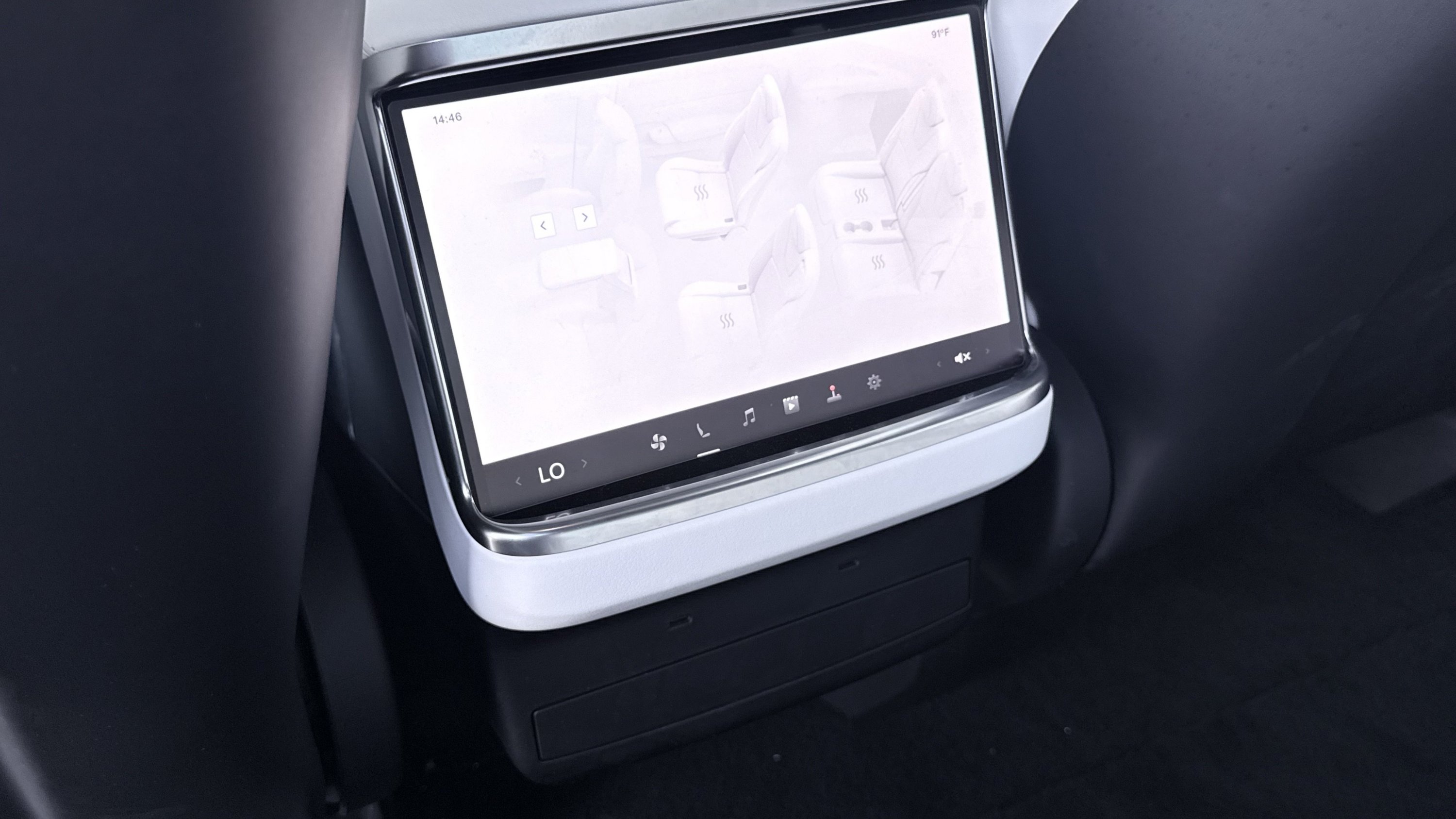 Used 2025 Tesla Model X AWD/4WD image 46
