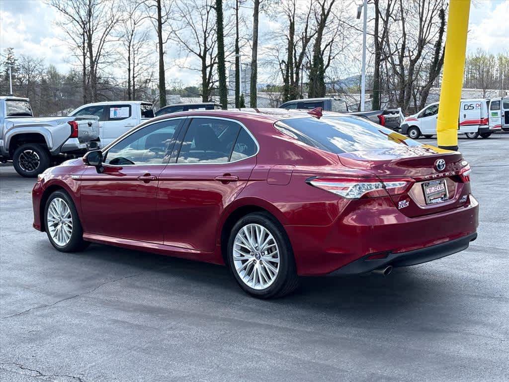 Used 2019 Toyota Camry XLE w/ Sunroof Package FWD image 28