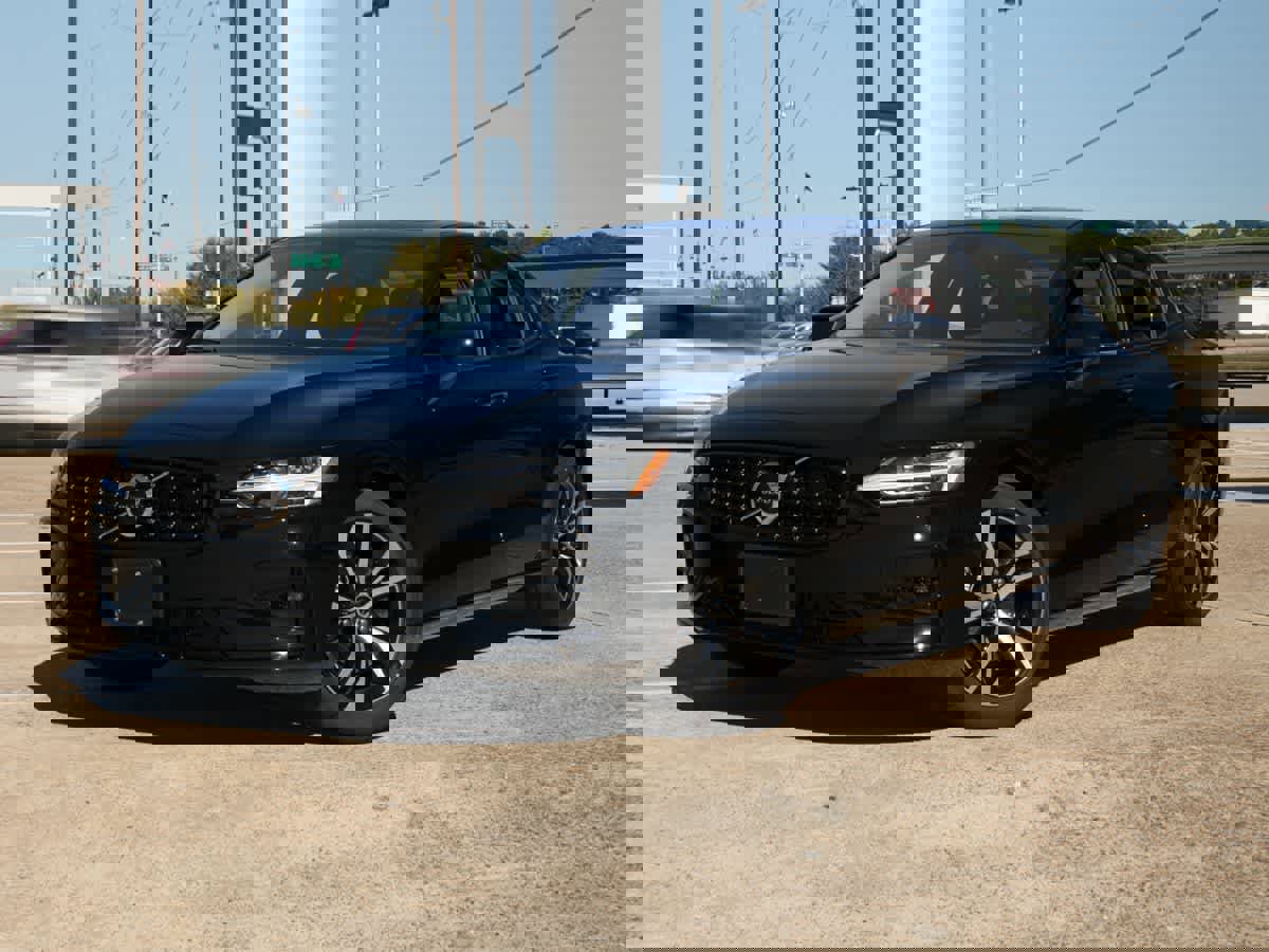 Used 2024 Volvo S60 B5 Plus