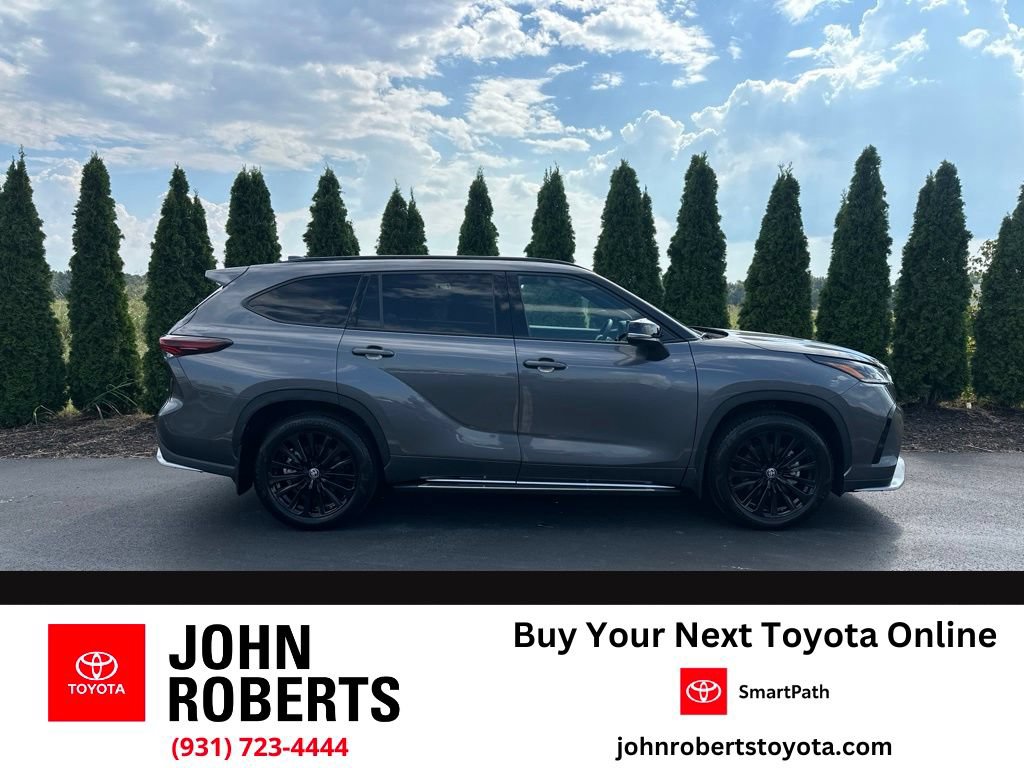 Used 2025 Toyota Highlander XSE