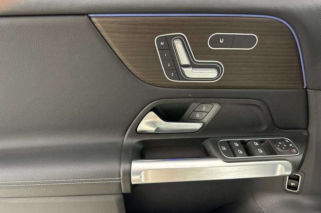 Certified 2026 Mercedes-Benz GLB 250 4MATIC image 12
