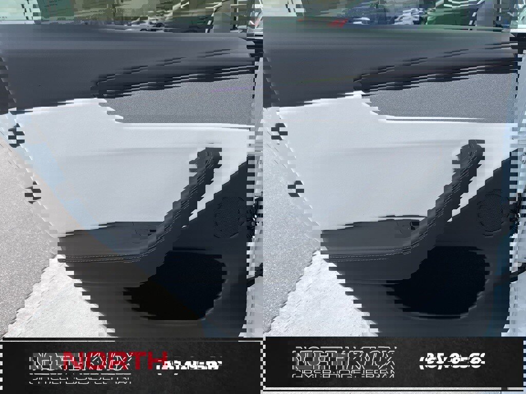 Used 2026 Tesla Model Y Long Range image 14