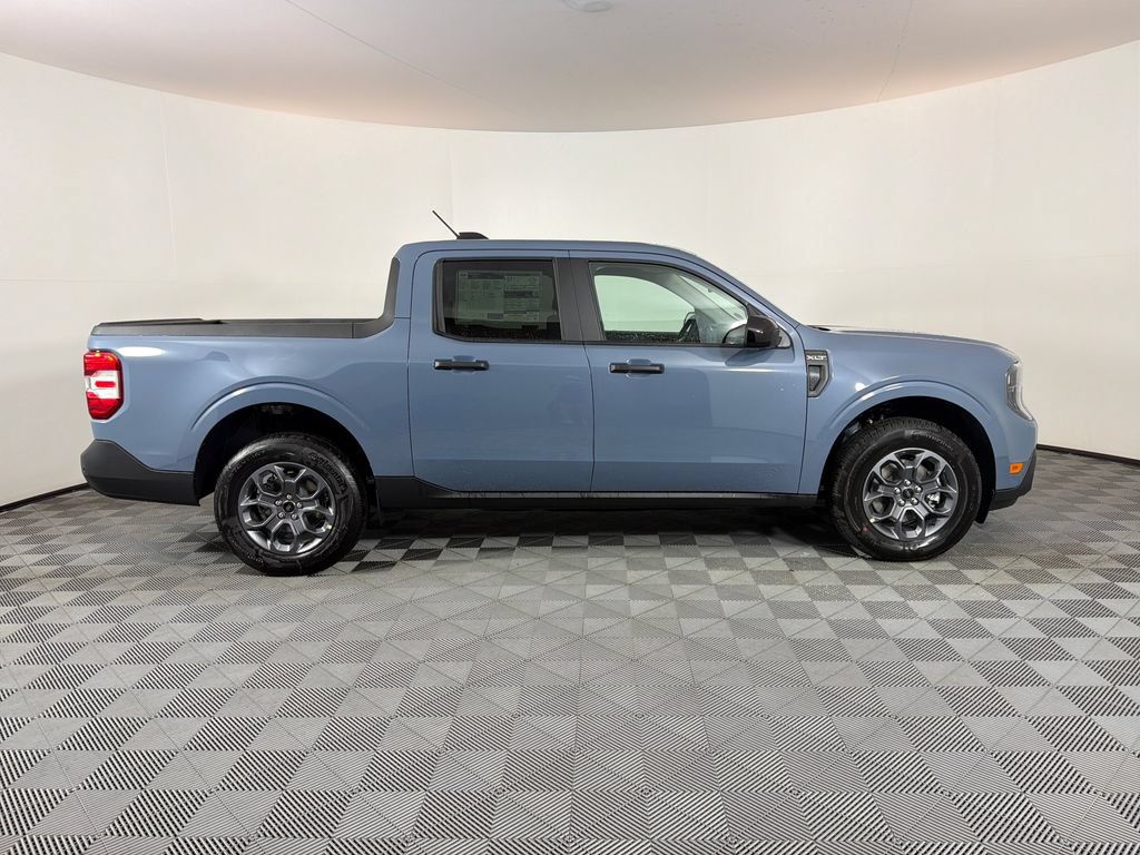 New 2026 Ford Maverick XLT w/ Equipment Group 301A AWD/4WD image 2