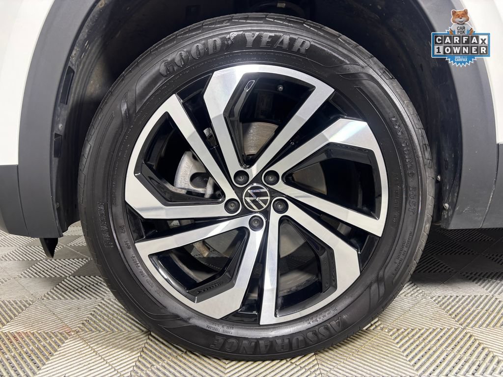 Used 2023 Volkswagen Atlas SEL AWD/4WD image 30