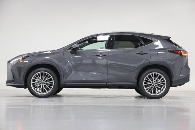 Used 2026 Lexus NX 350h AWD w/ Luxury Package image 9