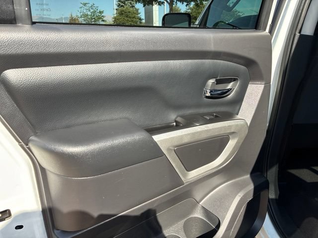 Certified 2024 Nissan Titan SV AWD/4WD image 26