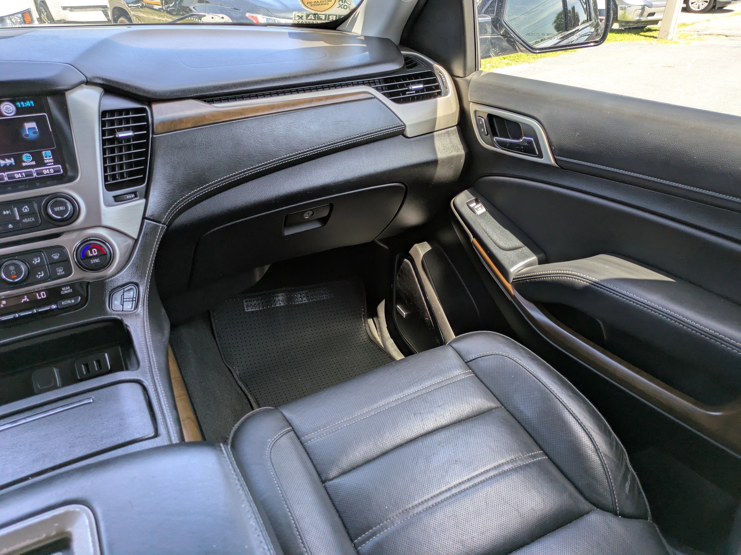 Used 2019 GMC Yukon Denali w/ Open Road Package image 16