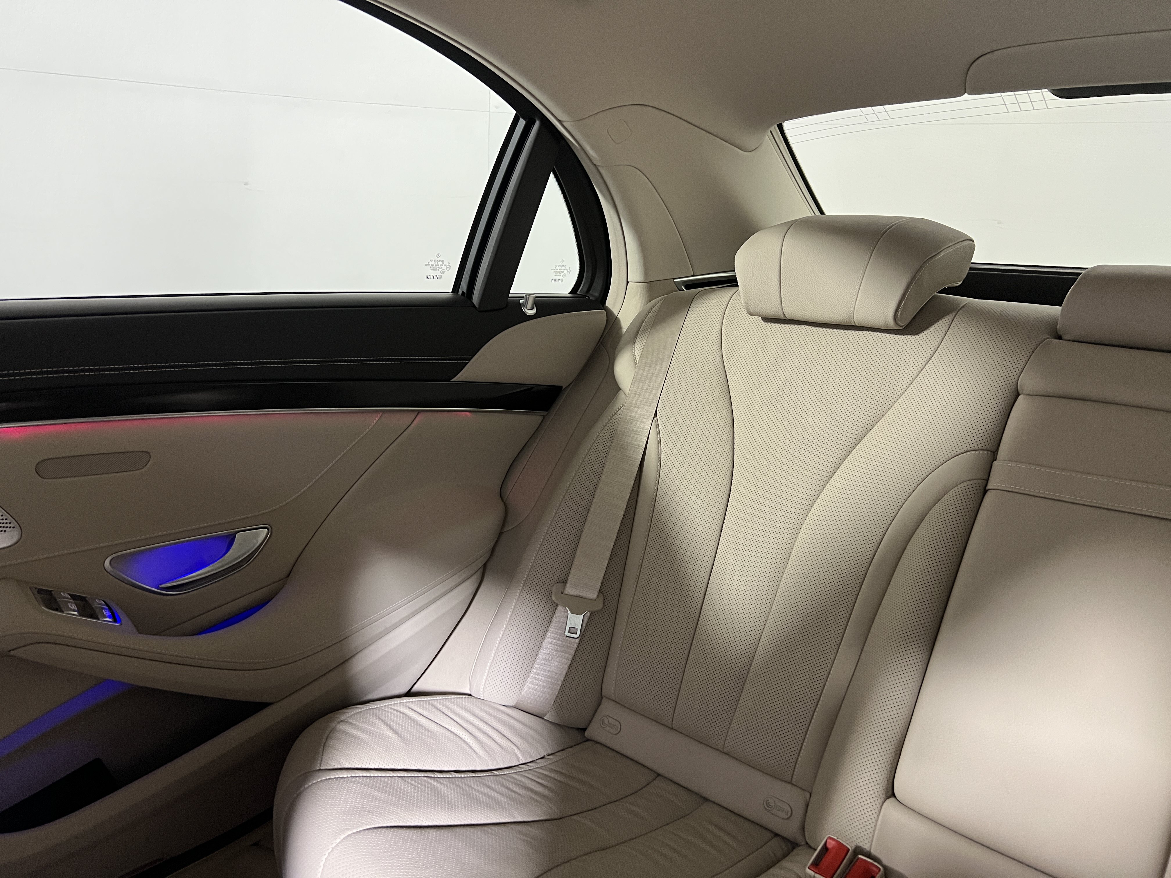 Used 2019 Mercedes-Benz S 450 Sedan image 13